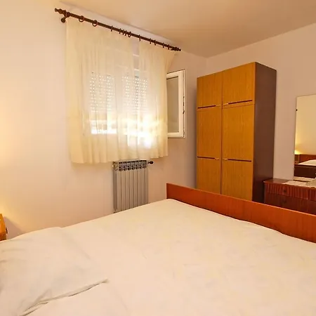 Apartment Marina 947